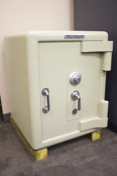 2215 Chatwood Milner Duplex Anti Blowpipe High Security Safe
